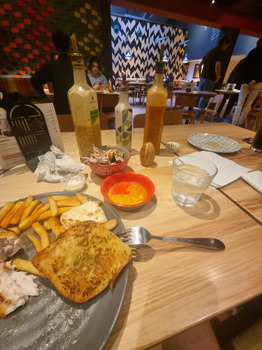 Nando's St Andrews, Market Street, St Andrews, UK Foto #1