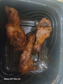 Consumer Review - Food Safety Little Caesars Pizza, West Main Street, Sterling, CO, USA I got pizza on 5/27/2026 and a order of BB... photo #2