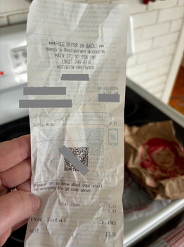 Avaliação do consumidor - Segurança alimentar Wendy's, Main Street, Yarmouth, NS, Canada yesterday (May 4, 2026) I Ordered a spicy chicken snack w... foto #2