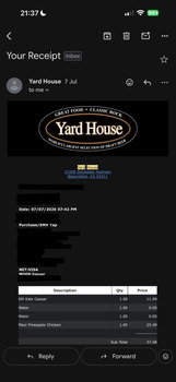 消费者评论 - 食品安全 Yard House, Stockdale Highway, Bakersfield, CA, USA Had romaine and kale salad and Maui pineapple ch... 照片 #2