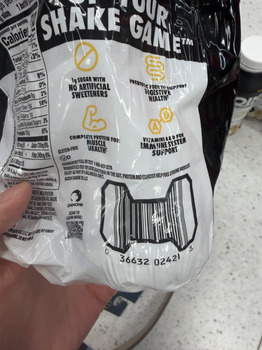 Verbraucherbewertung – Lebensmittelsicherheit Target, South State Street, Sandy, UT, USA Opened shake maybe 5 minutes after purchasing, instantly... Foto #4