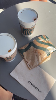 Consumer Review - Food Safety Starbucks, Saint-Ghislain, Belgique Douleur horrible à la digestion au niveau du colon après avoir b... photo #2