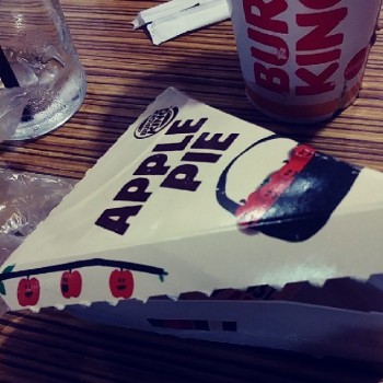 Burger King, 12853 Victory Blvd, North Hollywood, CA 91606, USA photo-157580 Got Food Poisoning? Report it now