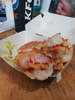 KFC, Mid Point, Bradford BD3 7AY, UK foto #1