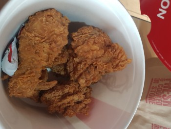 KFC, Dundas Street East, Mississauga, ON, Canada photo #1