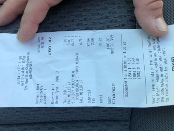 Buffalo Wild Wings, 224 Hamilton Crossing Dr, Alcoa, TN 37701, USA photo #1