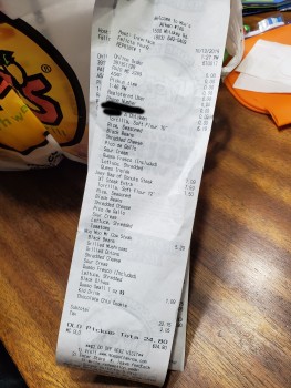 Reseña del consumidor - Seguridad alimentaria Moe's Southwest Grill, Whiskey Road, Aiken, SC, USA I ordered a Joey burrito with chicken.  My husba... foto #2