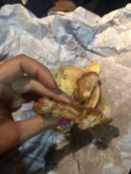 Informe de seguridad alimentaria del consumidor Burger King, 141 Gateway Cir, Jacksonville, FL 32259, United States Hey your store is straight up se... foto #2