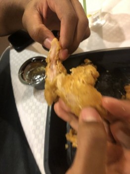 Consumer Food Safety Report Applebee's Grill + Bar y’all serving raw chicken now? photo #1