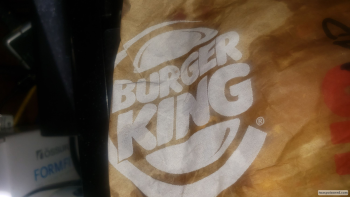 مراجعة المستهلك - سلامة الغذاء Burger King, Clinton, Maryland, USA 3 days now pain in adomin my Granson and I ate there I got sick... صورة فوتوغرافية #4