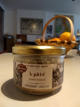 Reseña del consumidor - Seguridad alimentaria Super U et drive, Lavaur, France Probably a jar if pate 1 felt sick & had a headache about 2 hours a... foto #1