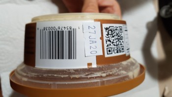 Avis du consommateur - Sécurité alimentaire Country Grocer, Lower Ganges Road, Salt Spring Island, BC, Canada Truffle hummus, from Royal Gourmet... photo #1