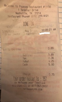 Popeyes Louisiana Kitchen, 1 Terminal Drive, Nashville, TN, USA صورة فوتوغرافية #1