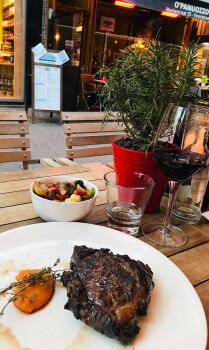 Verbraucherbewertung – Lebensmittelsicherheit Meat & More, Mariastraat, Utrecht, Netherlands I had dinner yesterday-Friday, Feb 07- I’ve ordered a... Foto #2