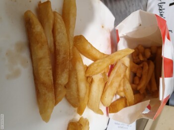 Consumer Review - Food Safety KFC Manukau Great South Road, Manukau, Auckland, New Zealand chicken, fries and coleslaw photo #1