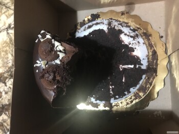 消费者评论 - 食品安全 Whole Foods Market, Carlisle Boulevard Northeast, Albuquerque, NM, USA A cake from this market We, t... 照片 #1