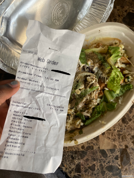 Verbraucherbewertung – Lebensmittelsicherheit Chipotle Mexican Grill, Farmington Avenue, West Hartford, CT, USA I ordered a chicken burrito using... Foto #2