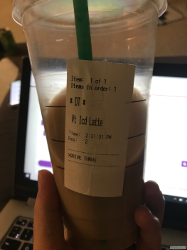 Starbucks, 181 S Vermont Ave, Los Angeles, CA 90004, USA foto #1