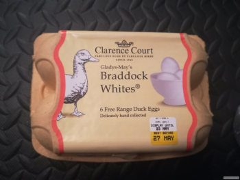 Avis du consommateur - Sécurité alimentaire Tesco Extra, Reigate Road, Hookwood, Horley, UK I ate prime cuts pastrami with Braddock Whites duck... photo #1