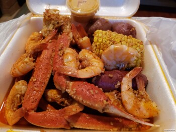 Avaliação do consumidor - Segurança alimentar Paradise Cajun Seafood, Frankford Road, Dallas, TX, USA Boiling crabs shrimp. Only I ate and got sic... foto #1