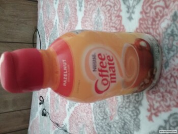 Nestle coffee cream, Walmart Supercenter, South Sanderson Avenue, Hemet, CA, USA Foto #1