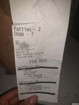 Five Guys, Wood Green, London, UK 照片 #1