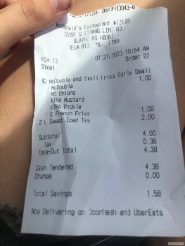 Avis du consommateur - Sécurité alimentaire McDonald's, South Strang Line Road, Olathe, KS, USA I ate a McDouble and I’m throwing up I haven’t e... photo #1