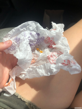 Avis du consommateur - Sécurité alimentaire McDonald's, South Strang Line Road, Olathe, KS, USA I ate a McDouble and I’m throwing up I haven’t e... photo #2