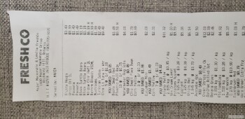 Verbraucherbewertung – Lebensmittelsicherheit FreshCo Major Mackenzie & Leslie, Major Mackenzie Drive East, Richmond Hill, Ontario, Canada Our fam... Foto #1