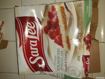 Avis du consommateur - Sécurité alimentaire Sara Lee Classic Strawberry Cheesecake, Food 4 Less, Highland Avenue, Highland, CA 92346, USA Mice d... photo #2