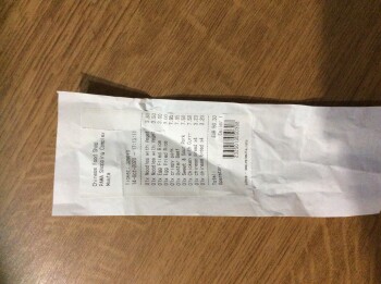 Reseña del consumidor - Seguridad alimentaria PAMA Supermarket, Mosta, Malta Yesterday my family bought Chinese takeaway from inside shopping mall... foto #1