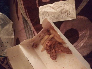 Avaliação do consumidor - Segurança alimentar Church's Chicken, Western Center Boulevard, Fort Worth, TX, USA Immediately after eating chicken nau... foto #1