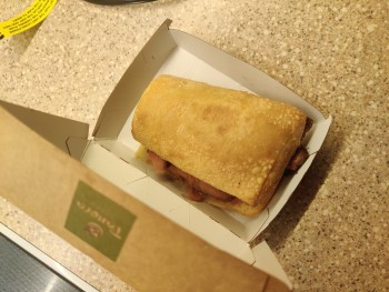 Verbraucherbewertung – Lebensmittelsicherheit Panera Bread, Osage Beach Parkway, Osage Beach, MO, USA Both I and my girlfriend got steak and white... Foto #1