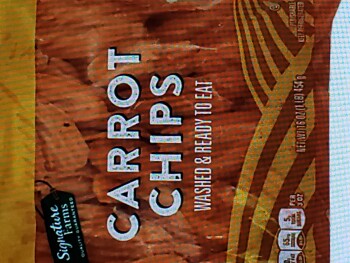 Signature Farms carrots, Safeway, Roseville, CA, USA photo #1