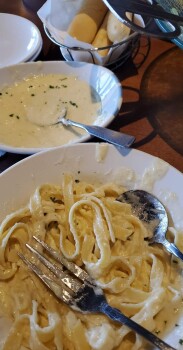 Olive Garden Italian Restaurant, Greentree Road, Pittsburgh, PA, USA photo #1