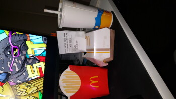 消费者评论 - 食品安全 McDonald's Morwell, Princes Drive, Morwell VIC, Australia Last night around 9:45pm I ate a Large Dou... 照片 #2