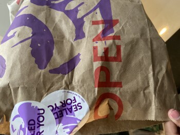 消费者评论 - 食品安全 Taco Bell, West General Screven Way, Hinesville, GA, USA I ordered 3 Dorito loco tacos and a Mountai... 照片 #3