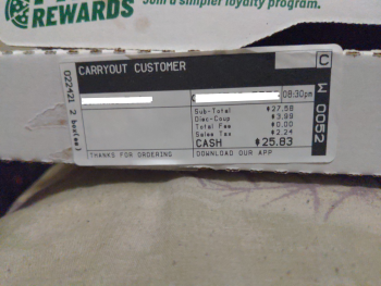 Verbraucherbewertung – Lebensmittelsicherheit Papa John's Pizza, Tiny Town Road, Clarksville, TN, USA I had a stuffed crust pizza I ate it Wednesd... Foto #3