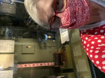 I am reporting Pfizer vaccine photo #1