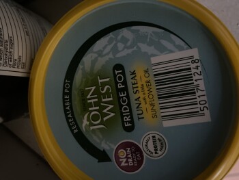 John West Tuna Chunks, Morrisons, Basingstoke Rd, Reading RG2 0HB, United Kingdom foto #1