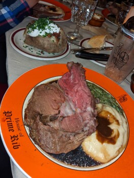 Avis du consommateur - Sécurité alimentaire House of Prime Rib, Van Ness Avenue, San Francisco, CA, USA My family and I was really excited to di... photo #1