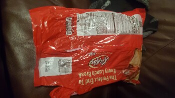 مراجعة المستهلك - سلامة الغذاء A bag of kit Kats, Walmart Neighborhood Market, Clarcona Ocoee Road, Orlando, FL, USA Last friday 8/... صورة فوتوغرافية #2