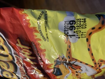 Avis du consommateur - Sécurité alimentaire Flaming Hot Cheetos, Pick 'n Save, South Whitnall Avenue, Saint Francis, WI, USA 1 hour ago, Hot che... photo #2