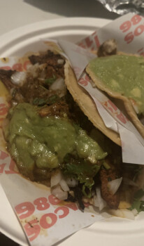 Chicken taco, Tacos 1986, 609 S Spring St, Los Angeles, CA 90014, USA صورة فوتوغرافية #1