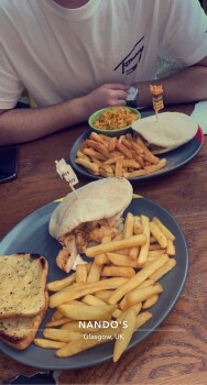 消费者评论 - 食品安全 Nando's Glasgow - Silverburn, City, Glasgow, UK I ordered this afternoon from there and there was no... 照片 #1