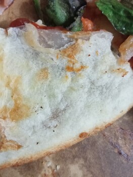 Avis du consommateur - Sécurité alimentaire Domino's Pizza, Tarcoola Avenue, Mooloolaba QLD, Australia Just I who got sick, symptoms started aft... photo #2