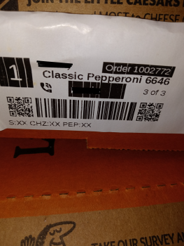 Verbraucherbewertung – Lebensmittelsicherheit Little Caesars Pizza, Stockton Hill Road, Kingman, AZ, USA 10-1-21
Pepperoni pizza
4 got sick abou... Foto #1
