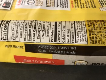 Verbraucherbewertung – Lebensmittelsicherheit QFC, 14130 Juanita Dr NE, Kirkland, WA 98034, USA Nestlé Toll House cookies As we were eating cookie... Foto #1