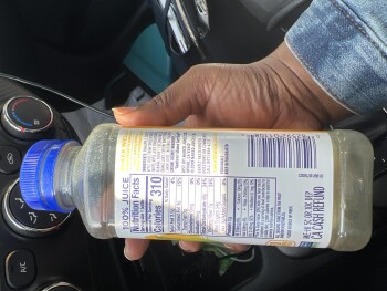 Avis du consommateur - Sécurité alimentaire Ralph’s Grocery, Phoenix, AZ, USA Naked Pina Colada Juice  My boyfriend bought the juice last night... photo #1