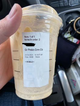 Starbucks, 1111 S Grand Ave, Los Angeles, CA 90015, USA foto #1